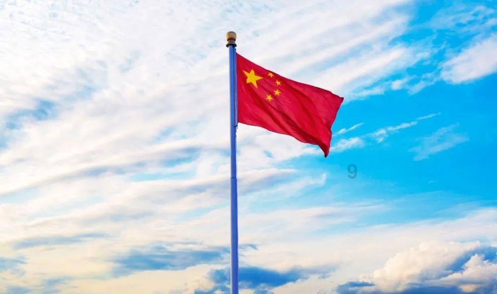 犯人被判处无期徒刑，如果在监狱里老死，监狱会怎么处理？