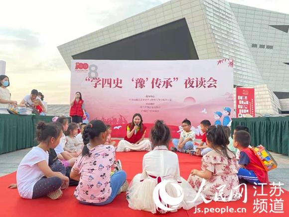 63岁大妈反复口腔溃疡，各种用药治不好，医生一句话直接让她崩溃